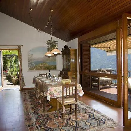 Villa Sleeps 6 Pool Bellagio